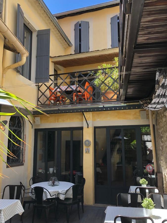 Le Sommeil Des Fees Saint-Rémy-de-Provence Exterior foto